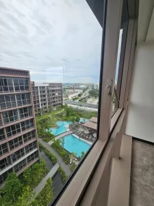 Poolview