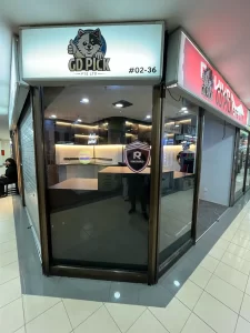 QUEENSWAY SHOPPING MALL (1)