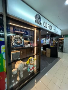 QUEENSWAY SHOPPING MALL (12)