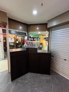 QUEENSWAY SHOPPING MALL (2)